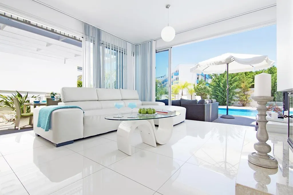 Villa Solebianco Protaras